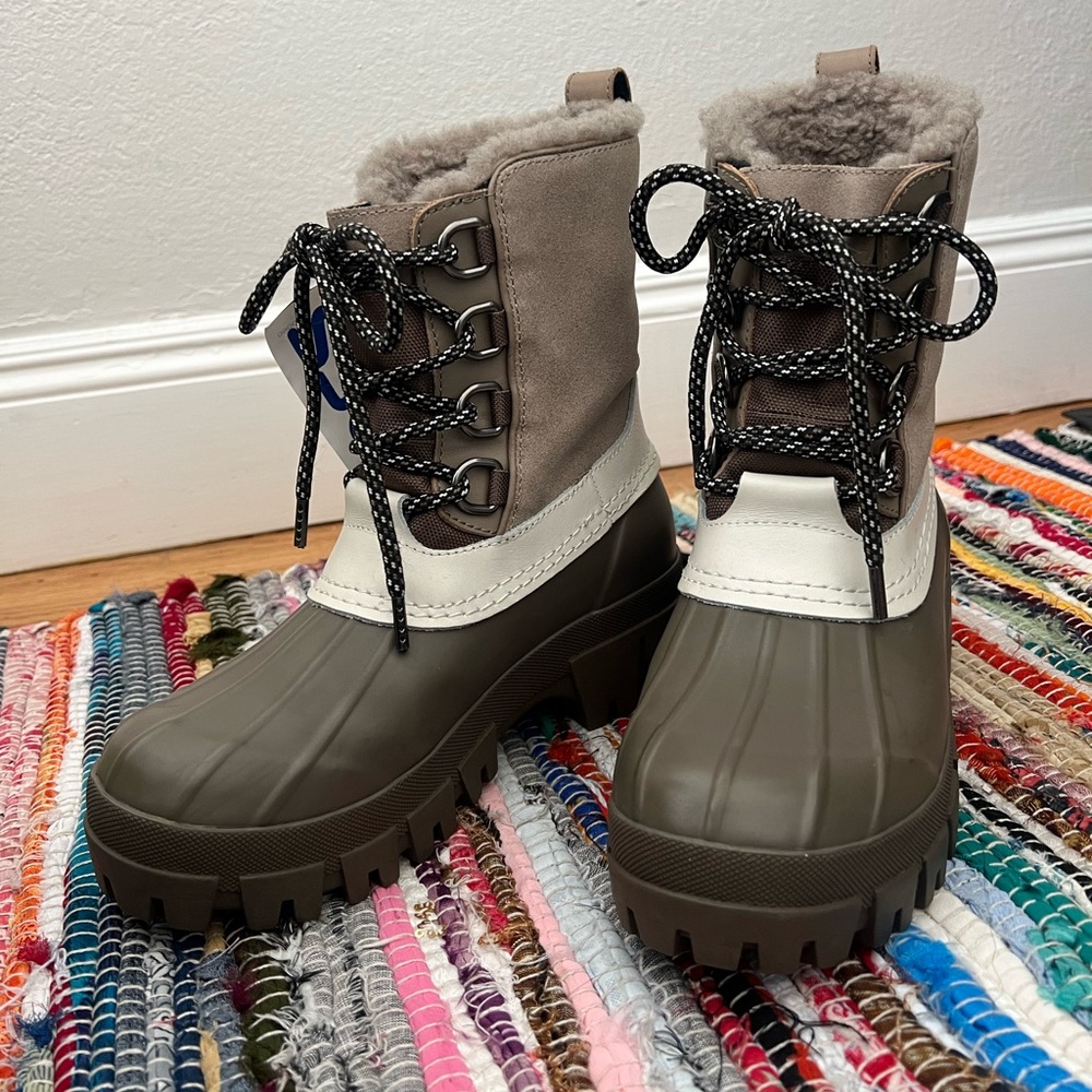 Coolest Rag & Bone shearling winter rain snow boots